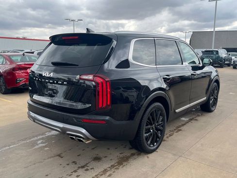 Used 2022 Kia Telluride SX w/ SX Prestige Package AWD/4WD image 3