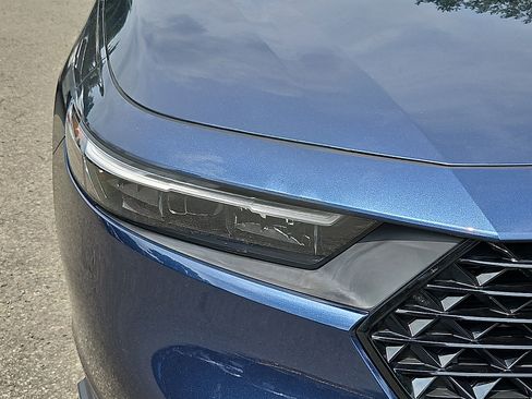 Used 2024 Honda Accord EX image 9