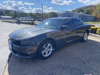 Used 2019 Dodge Charger SXT w/ Leather Interior Group