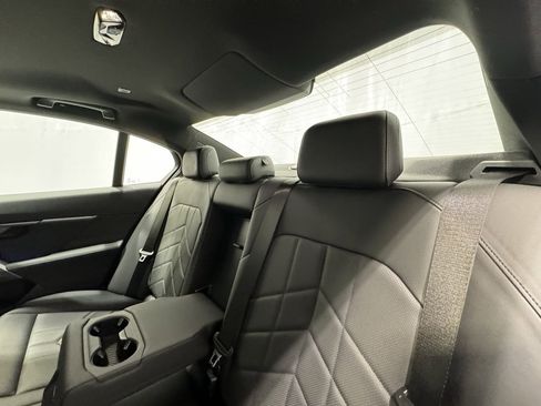 Used 2025 BMW 530i xDrive w/ Premium Package image 24