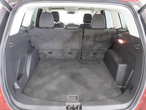 Used 2019 Ford Escape SEL image 12