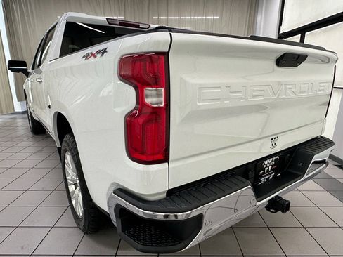 Used 2020 Chevrolet Silverado 1500 LTZ w/ LTZ Premium Package image 11