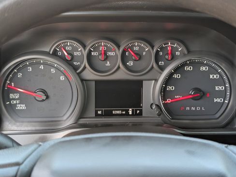Certified 2021 Chevrolet Silverado 1500 Custom RWD image 25