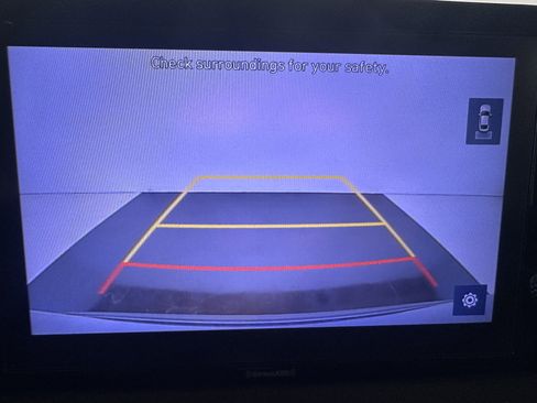 Used 2022 Hyundai Santa Fe SEL image 3