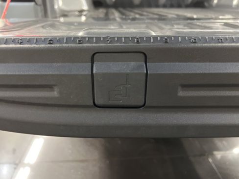 New 2025 Ford Ranger Lariat w/ Convenience Package image 36