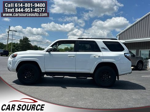 Used 2023 Toyota 4Runner TRD Off-Road Premium w/ Off Road Premium Plus Package AWD/4WD image 2