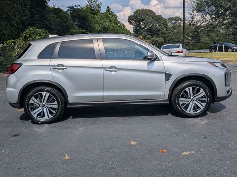 Used 2024 Mitsubishi Outlander Sport SE AWD/4WD image 3