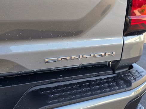 New 2026 GMC Canyon Denali AWD/4WD image 32