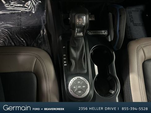 Used 2024 Ford Bronco Wildtrak image 23