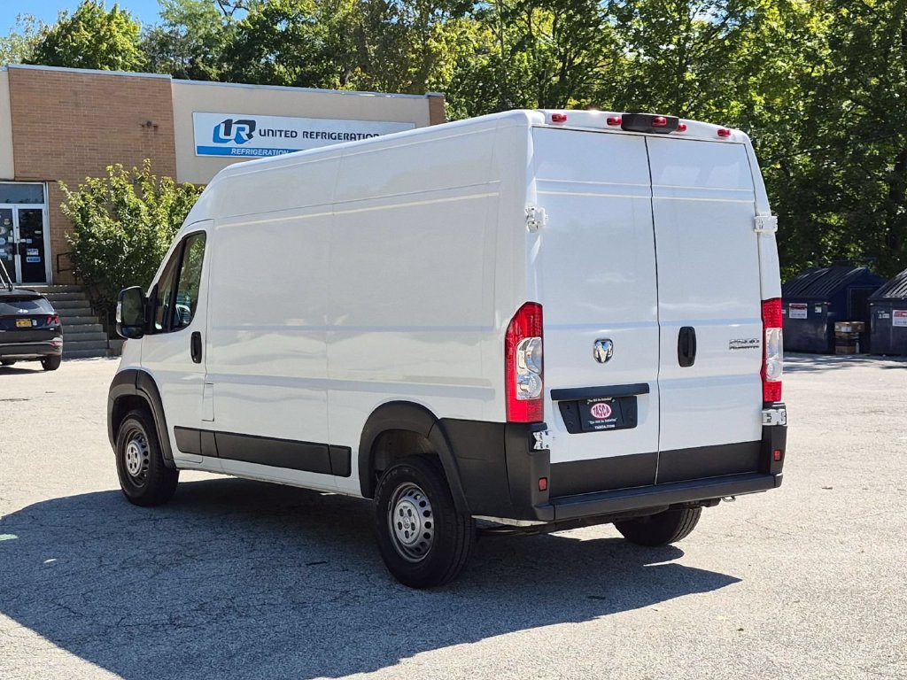 Used 2025 RAM ProMaster 2500 w/ Convenience Group FWD image 7