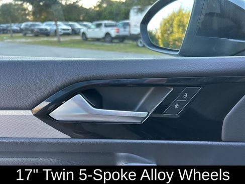 Used 2021 Volkswagen Jetta R-Line image 11