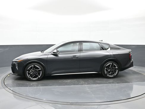 Used 2025 Kia K4 GT-Line w/ GT-Line Sunroof Package FWD image 9