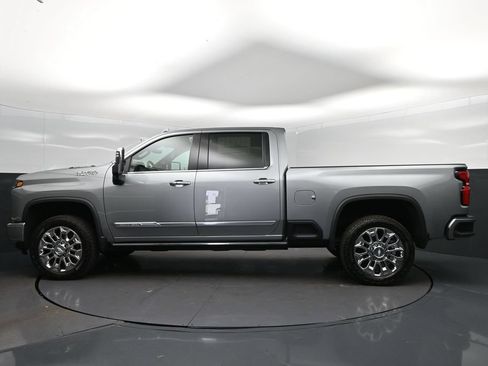 New 2026 Chevrolet Silverado 2500 High Country w/ High Country Premium Package AWD/4WD image 4
