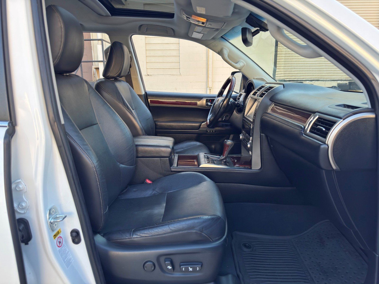 Used 2017 Lexus GX 460 Premium AWD/4WD image 15