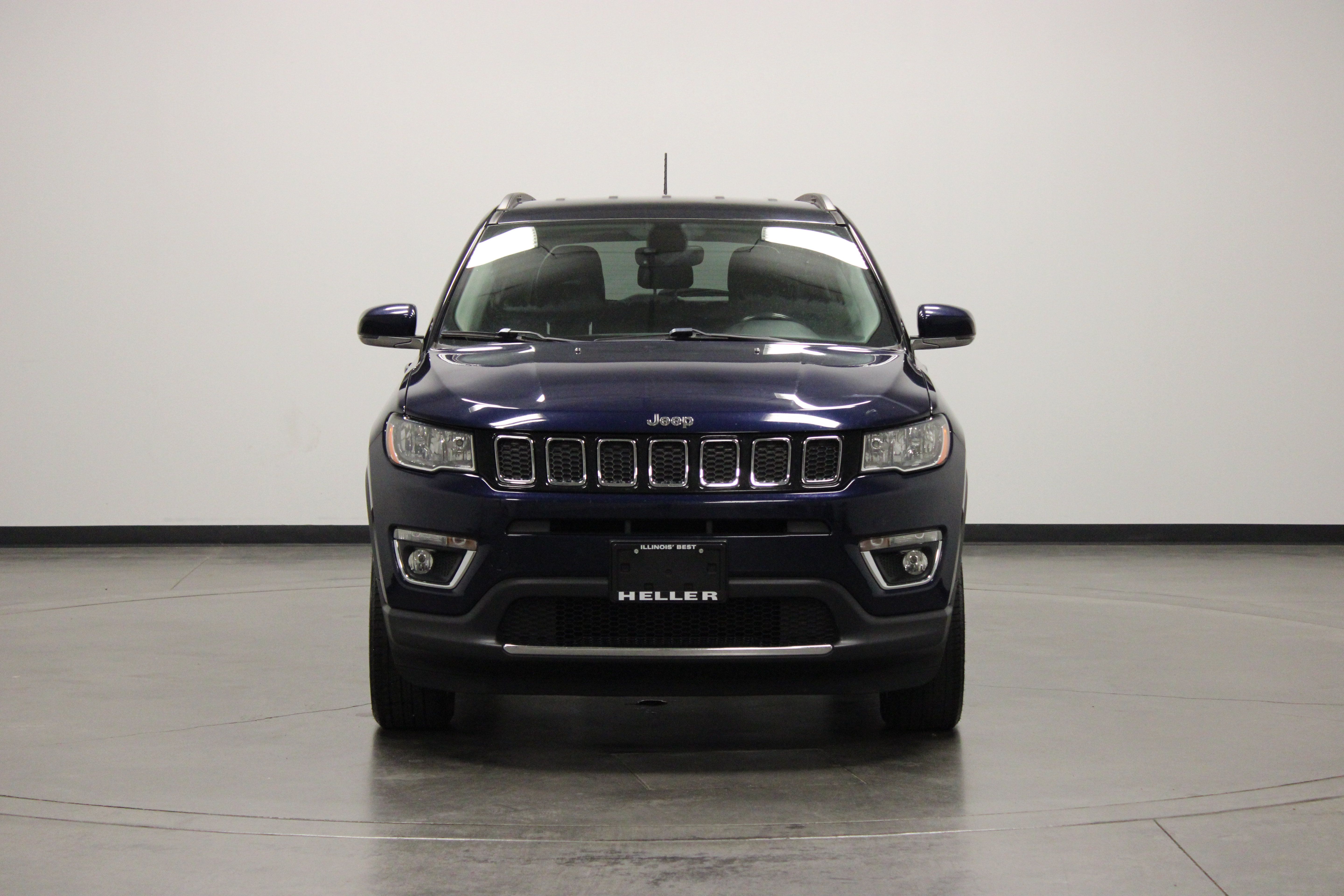 Used 2018 Jeep Compass Limited AWD/4WD image 3