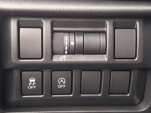 Certified 2021 Subaru Crosstrek 2.0i Premium w/ Popular Package #3 image 26