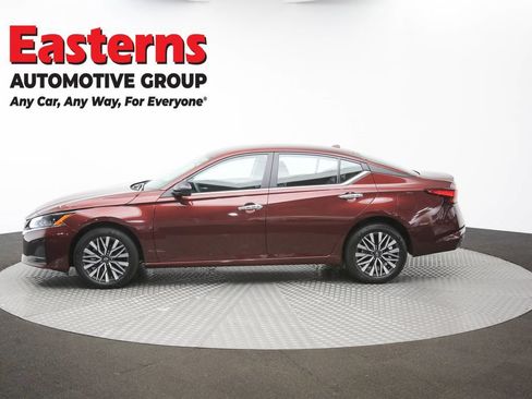 Used 2025 Nissan Altima 2.5 SV AWD/4WD image 55