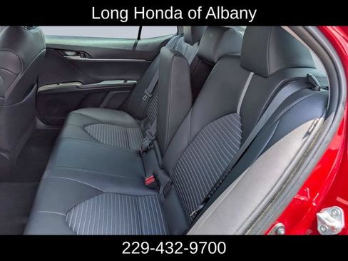 Used 2023 Toyota Camry SE FWD image 16
