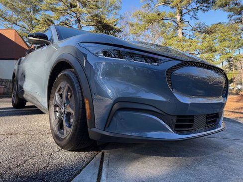 Used 2023 Ford Mustang Mach-E Select image 23