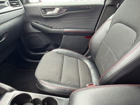 Used 2023 Ford Escape ST-Line Select w/ Tech Pack #2 image 24