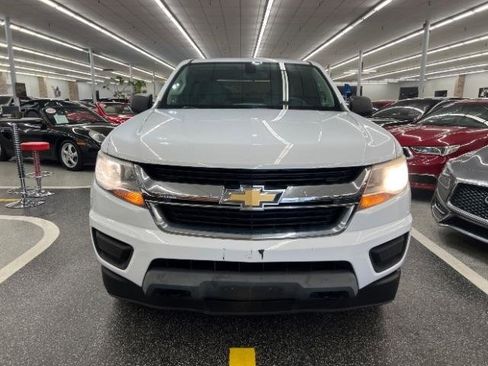 Used 2018 Chevrolet Colorado W/T w/ WT Convenience Package AWD/4WD image 2