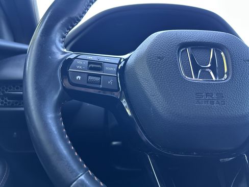 Used 2024 Honda HR-V Sport image 3