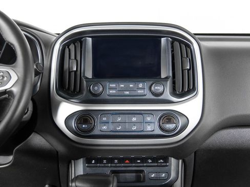 Used 2018 Chevrolet Colorado ZR2 w/ ZR2 Midnight Special Edition image 33