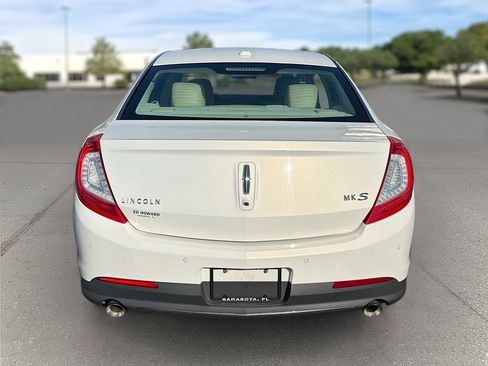 Used 2013 Lincoln MKS image 7