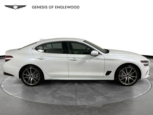 Used 2025 Genesis G70 2.5T image 4