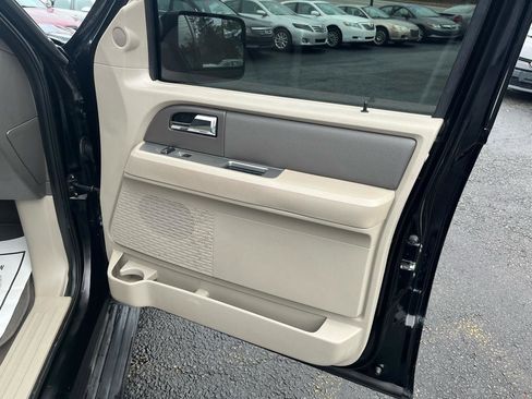 Used 2012 Ford Expedition EL XLT image 30