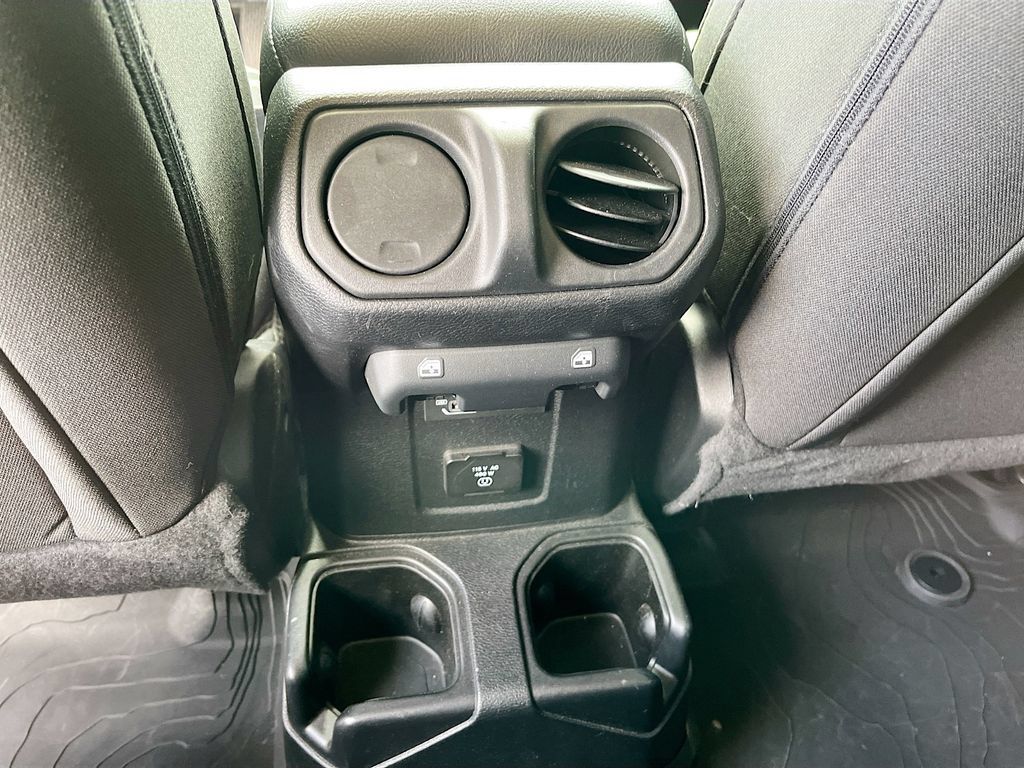 Used 2023 Jeep Gladiator Sport AWD/4WD image 25