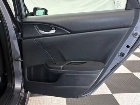 Used 2018 Honda Civic EX image 27