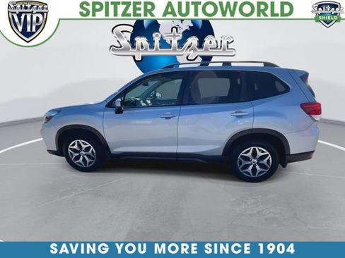 Used 2019 Subaru Forester Premium image 6
