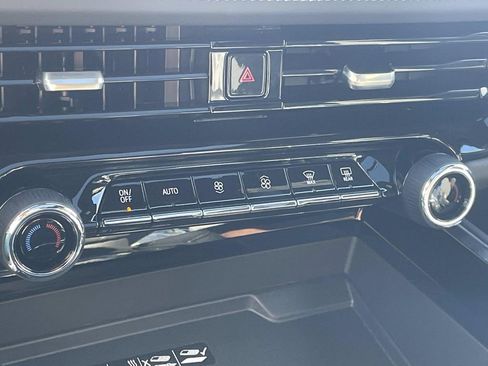 New 2026 Chevrolet Tahoe Premier image 25