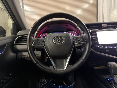Used 2019 Toyota Camry XSE image 23