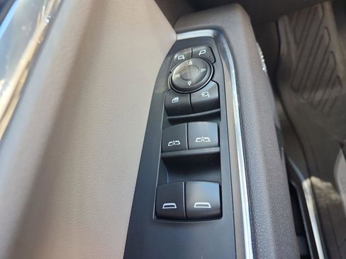 New 2026 GMC Sierra 1500 SLT w/ SLT Premium Plus Package image 21