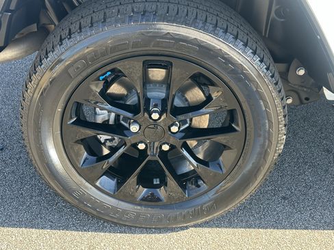 Used 2023 Jeep Wrangler Sahara w/ Cold Weather Group image 19