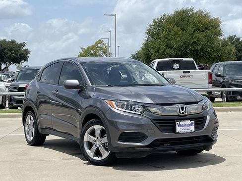 Used 2022 Honda HR-V LX image 2