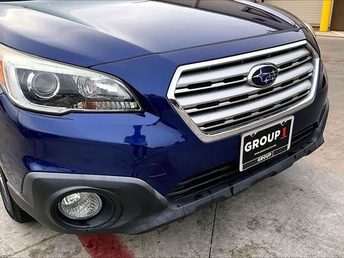 Used 2017 Subaru Outback 2.5i Premium image 29