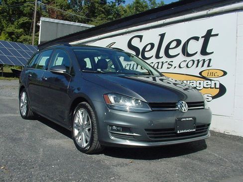 Used 2015 Volkswagen Golf TDI SE w/ Lighting Package image 1