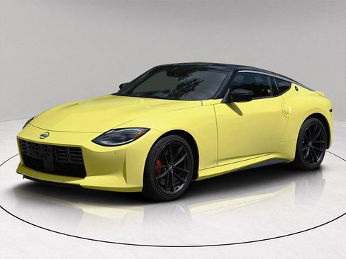 Used 2024 Nissan Z Performance image 2