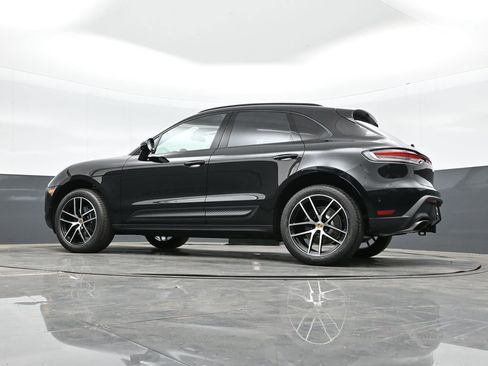 New 2026 Porsche Macan image 35