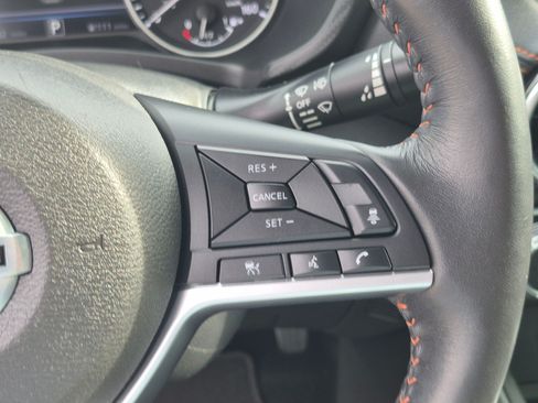 Used 2020 Nissan Sentra SR w/ Premium Package FWD image 20
