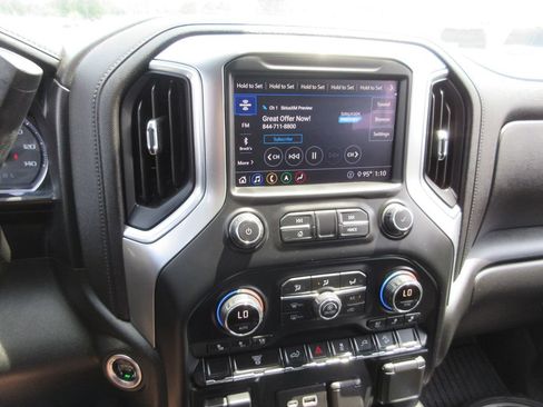 Used 2020 Chevrolet Silverado 2500 LTZ w/ LTZ Convenience Package AWD/4WD image 30