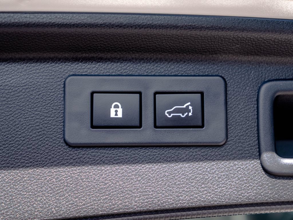 Used 2021 Subaru Forester Limited w/ Popular Package #3 AWD/4WD image 44