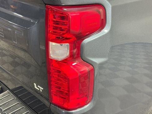 Used 2020 Chevrolet Silverado 1500 LT w/ Texas Edition image 32