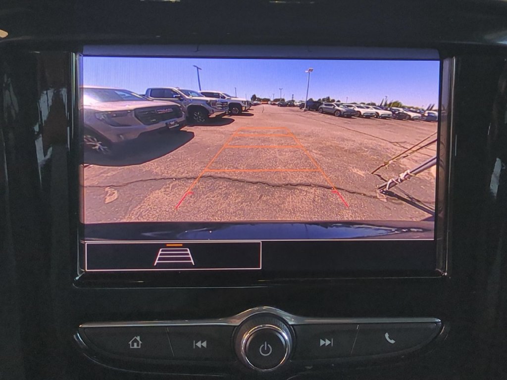 Used 2023 Chevrolet Traverse LT FWD image 17