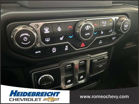 Used 2021 Jeep Wrangler Sport AWD/4WD image 22