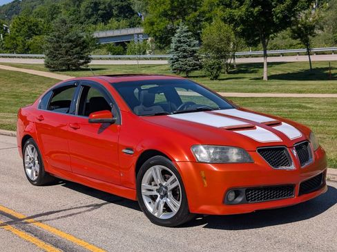 Used 2008 Pontiac G8 w/ Comfort And Sound Package RWD image 1