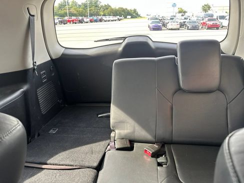 Used 2015 INFINITI QX80 4WD w/ 22" Wheel Package image 14